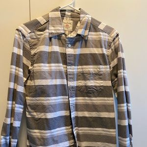 Gap long sleeve shirt